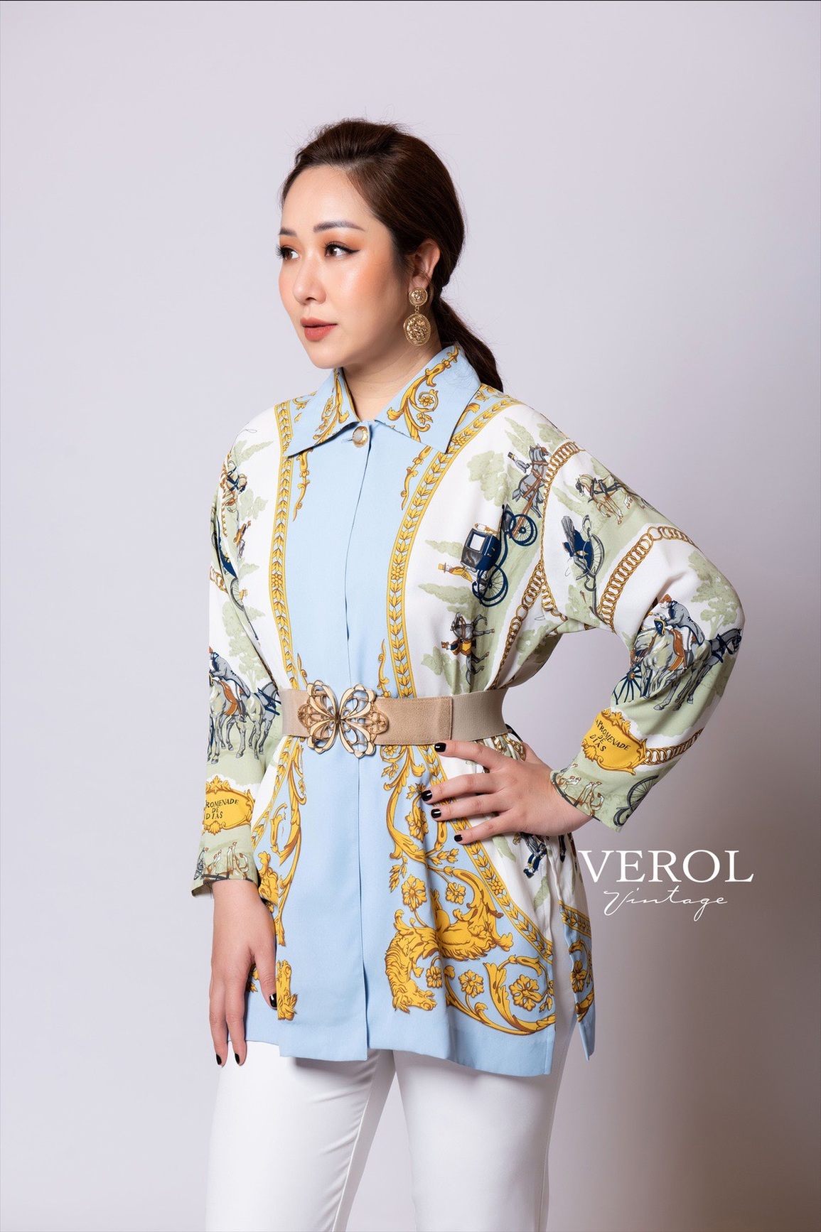 Hoa hậu Ngô Phương Lan rạng rỡ với phong cách vintage - 4 Hoa hậu Ngô Phương Lan rạng rỡ với phong cách vintage - 4