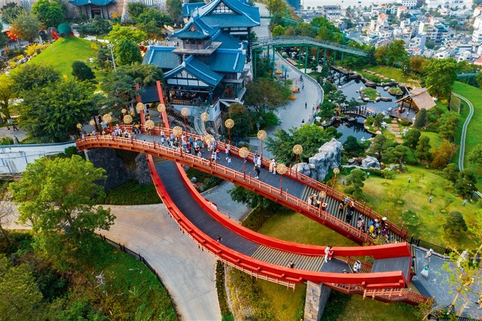 Sun World Halong Complex tung combo dịp 30/4: chơi 3 công viên chỉ với 600.000 đồng - 3 Sun World Halong Complex tung combo dịp 30/4: chơi 3 công viên chỉ với 600.000 đồng - 3