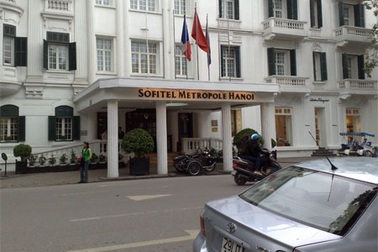 Niêm yết giá bằng USD, khách sạn Sofitel Metropole bị phạt 500 triệu đồng