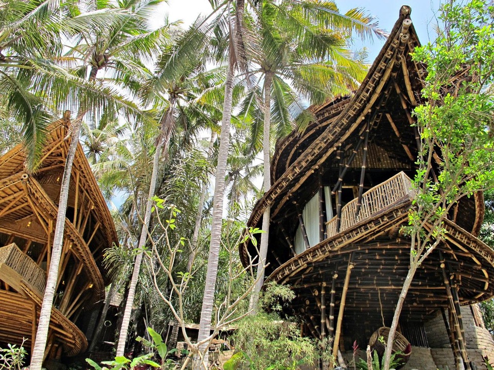 Chán nhà phố, đại gia vào rừng làm biệt thự tre thơ mộng sống thư thái - 2 Chán nhà phố, đại gia vào rừng làm biệt thự tre thơ mộng sống thư thái - 2