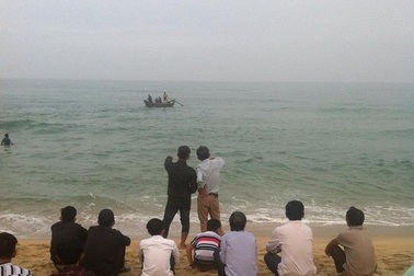 Hai nam sinh đuối nước thương tâm