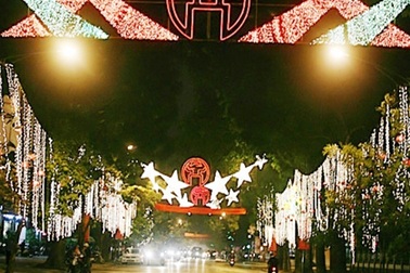 Người Hà Nội trầm lặng, an nhàn trước thềm năm mới! 