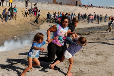 Mỹ điều thêm quân đội ngăn dòng người di cư tràn qua biên giới với Mexico