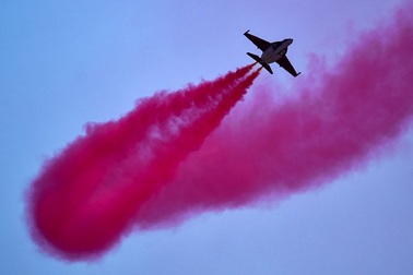 Xem máy bay Nga trình diễn ấn tượng trong triển lãm hàng không