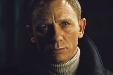 Số phận James Bond lại “lênh đênh” vì… không người lèo lái