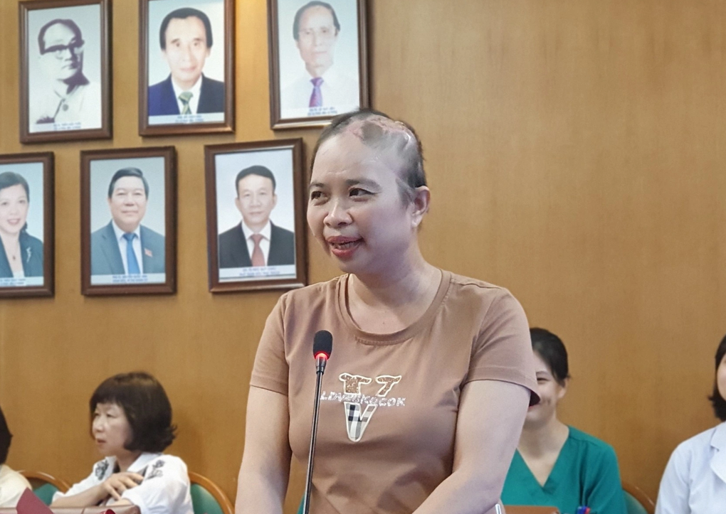 Nữ bệnh nhân bị lột da đầu được ghép da ngoạn mục - 3 Nữ bệnh nhân bị lột da đầu được ghép da ngoạn mục - 3