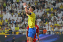 C.Ronaldo đứt chuỗi ghi bàn, Al Nassr rơi điểm đầy đau đớn