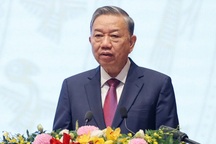 Tổng Bí thư: "Còn quá nhiều quyền lực tập trung ở cấp Trung ương, bộ ngành"