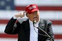 Tổng thống Trump đăng ký bản quyền khẩu hiệu tái tranh cử