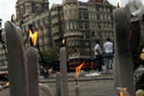 Thủ hiến bang Maharashtra từ chức vì vụ khủng bố Mumbai