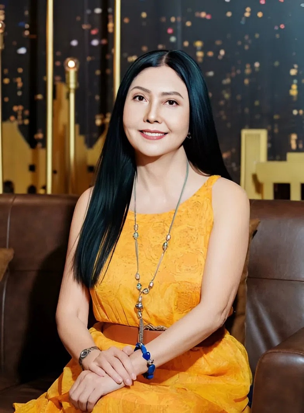 Giọng ca họa mi nức tiếng miền Nam, nhiều năm bôn ba xứ người giờ ra sao? - 2 Giọng ca họa mi nức tiếng miền Nam, nhiều năm bôn ba xứ người giờ ra sao? - 2