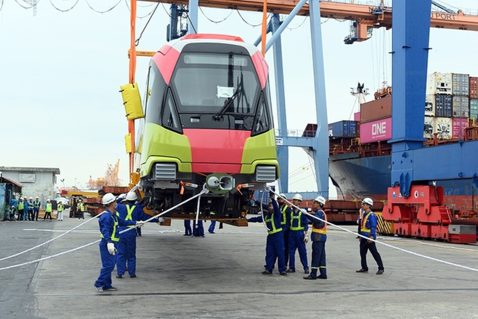 Thêm một đoàn tàu đường sắt Nhổn - ga Hà Nội về Việt Nam - 1 Thêm một đoàn tàu đường sắt Nhổn - ga Hà Nội về Việt Nam - 1
