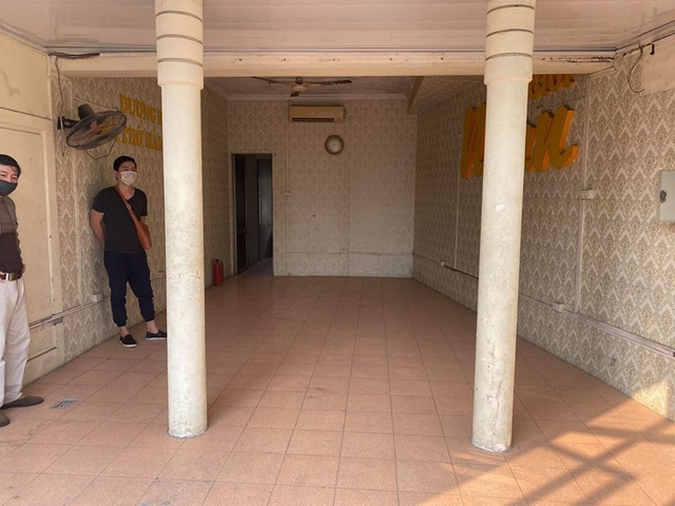 Loạt nhà Việt lột xác thần kỳ, cho thấy sức mạnh không tưởng của thiết kế - 6 Loạt nhà Việt lột xác thần kỳ, cho thấy sức mạnh không tưởng của thiết kế - 6