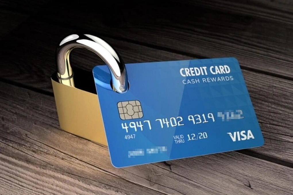 Phong tỏa 5 tài khoản gửi tiết kiệm của doanh nhân có tiếng ở Hà Nội - 1 Phong tỏa 5 tài khoản gửi tiết kiệm của doanh nhân có tiếng ở Hà Nội - 1