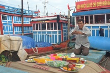 Quảng Ngãi: Ngư dân Lý Sơn nô nức mở cửa biển đầu năm
