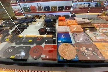 Ansan Cometics bị nghi bán mỹ phẩm không rõ nguồn gốc