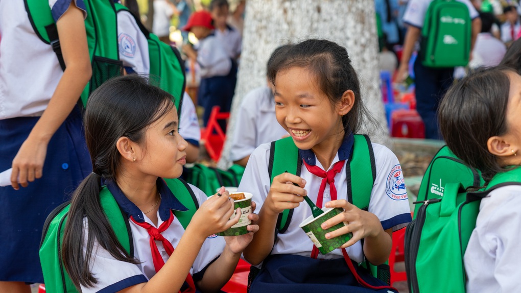 2,7 triệu bữa ăn cải thiện dinh dưỡng cho trẻ em Việt Nam - 6 2,7 triệu bữa ăn cải thiện dinh dưỡng cho trẻ em Việt Nam - 6