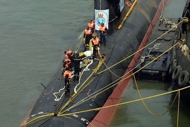 Ấn Độ muốn thêm tàu ngầm tấn công của Pháp