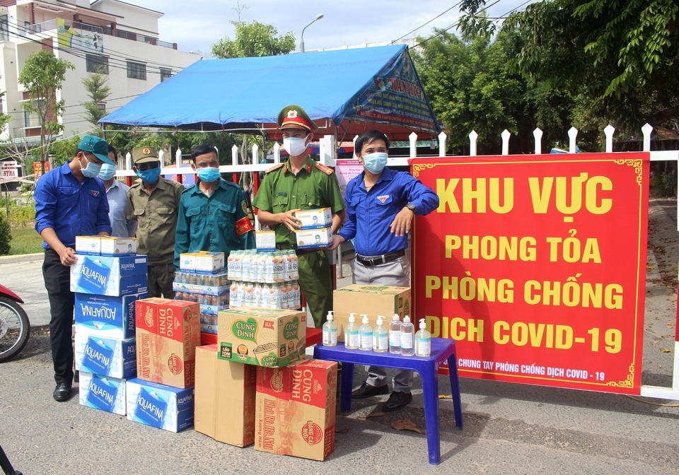 Cuộc sống khu dân cư nơi 7 người trong một gia đình mắc Covid-19 - 6 Cuộc sống khu dân cư nơi 7 người trong một gia đình mắc Covid-19 - 6