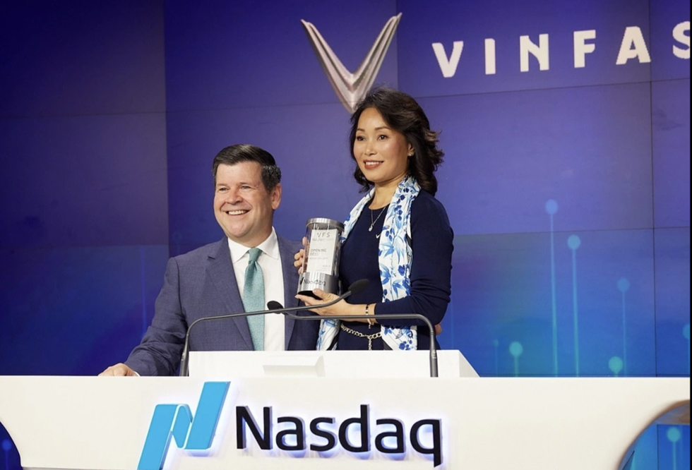 Khát vọng xây dựng tập đoàn kinh tế tầm cỡ thế giới - 1 Khát vọng xây dựng tập đoàn kinh tế tầm cỡ thế giới - 1