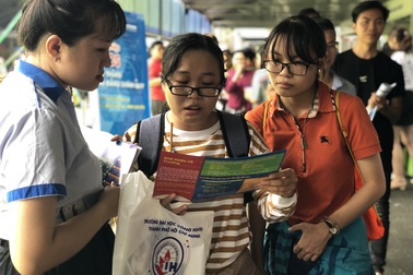 Hàng loạt trường ĐH lại thay đổi phương án tuyển sinh năm 2020