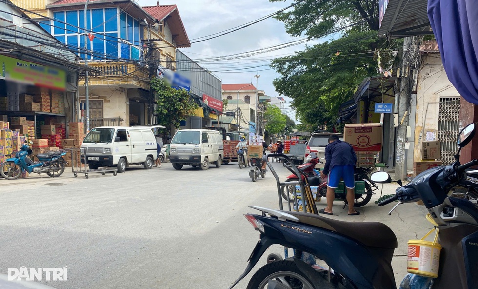 “Thủ phủ bánh kẹo" La Phù trầm lắng trong đợt cao điểm kiểm tra hàng giả