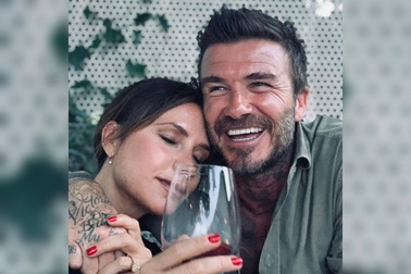 Sau 13 năm được David Beckham miệt mài bù lỗ, Victoria đã làm ăn... có lãi