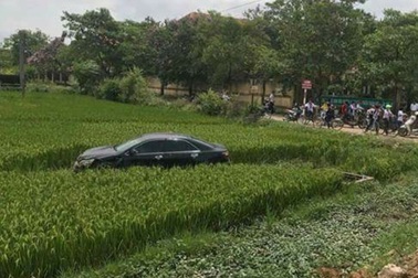 Lại chuyện đạp nhầm chân ga!