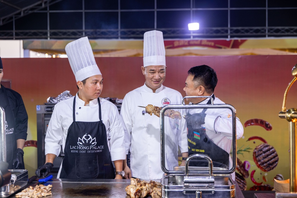 Hội chợ Mùa Thu lần thứ nhất - 2025: Dấu ấn mới của Vingroup với các sự kiện tầm cỡ - 10 Hội chợ Mùa Thu lần thứ nhất - 2025: Dấu ấn mới của Vingroup với các sự kiện tầm cỡ - 10