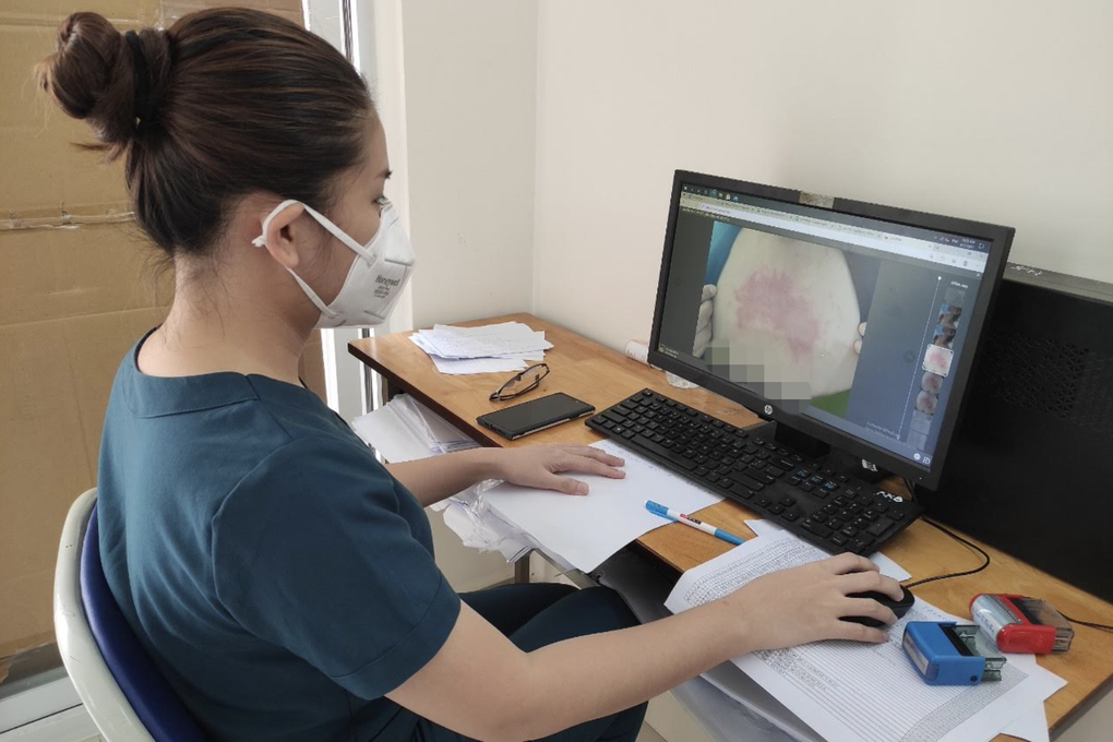 Nhiều người nhập viện vì bệnh da tự tạo - 2 Nhiều người nhập viện vì bệnh da tự tạo - 2