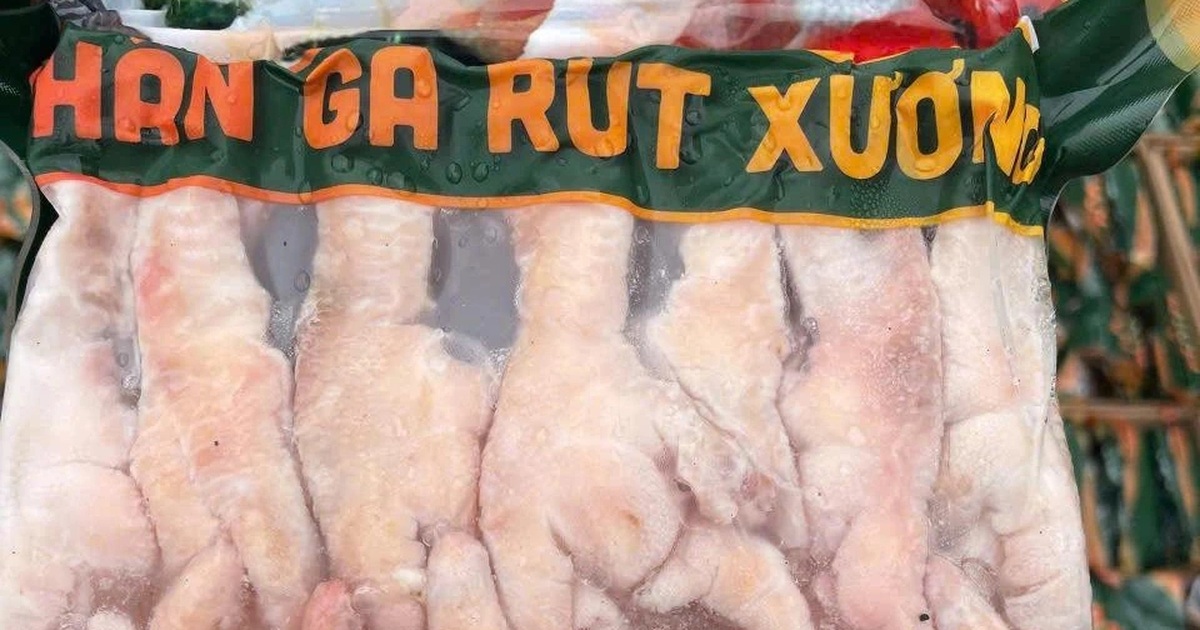 Thu giữ hơn 5,3 tấn chân gà rút xương không rõ nguồn gốc