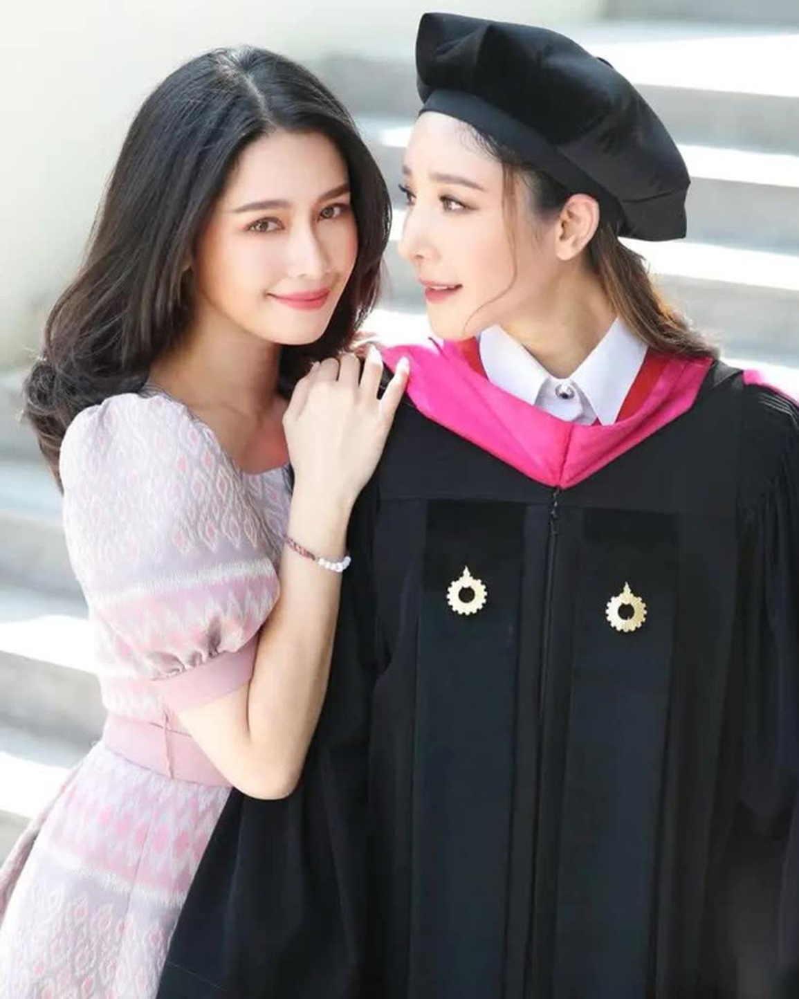 Vụ minh tinh Thái tử nạn: Mô phỏng hiện trường, một đối tượng đòi xóa video - 8 Vụ minh tinh Thái tử nạn: Mô phỏng hiện trường, một đối tượng đòi xóa video - 8