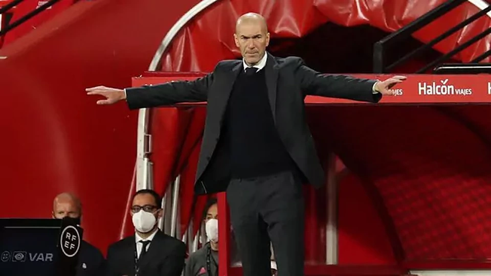 HLV Zidane đã chốt xong tương lai ở Real Madrid - 2 HLV Zidane đã chốt xong tương lai ở Real Madrid - 2