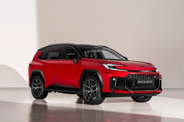 Vượt mặt Mercedes, Toyota trở thành thương hiệu ô tô đắt giá nhất hành tinh