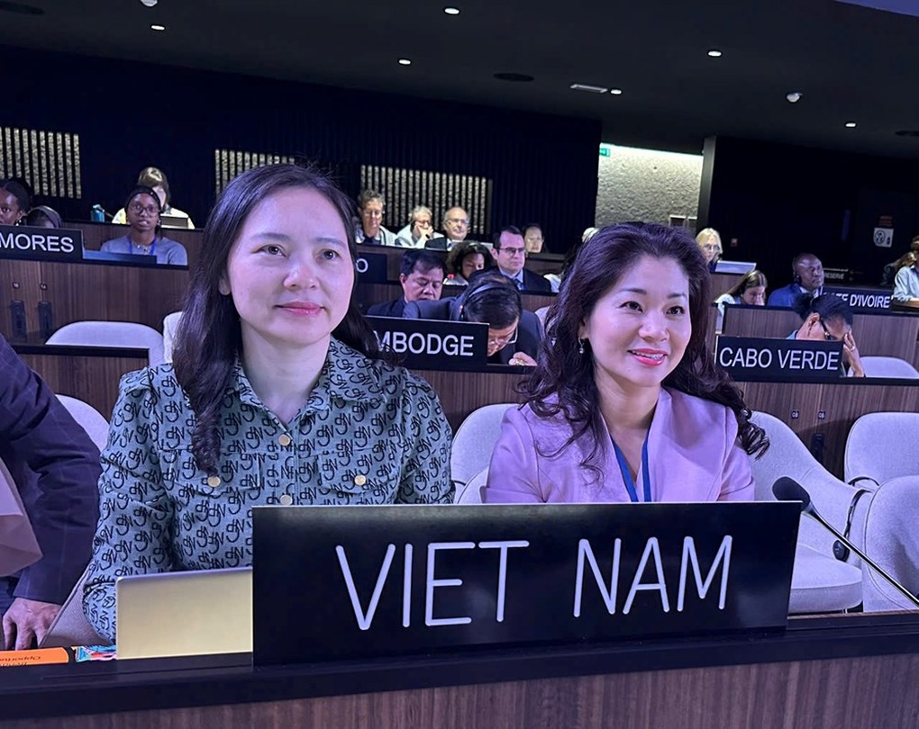 Việt Nam lần ba trúng cử Ủy ban Liên chính phủ Công ước UNESCO 2005 - 1 Việt Nam lần ba trúng cử Ủy ban Liên chính phủ Công ước UNESCO 2005 - 1