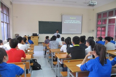 Kỹ sư mới ra trường: 100% phải đào tạo lại?