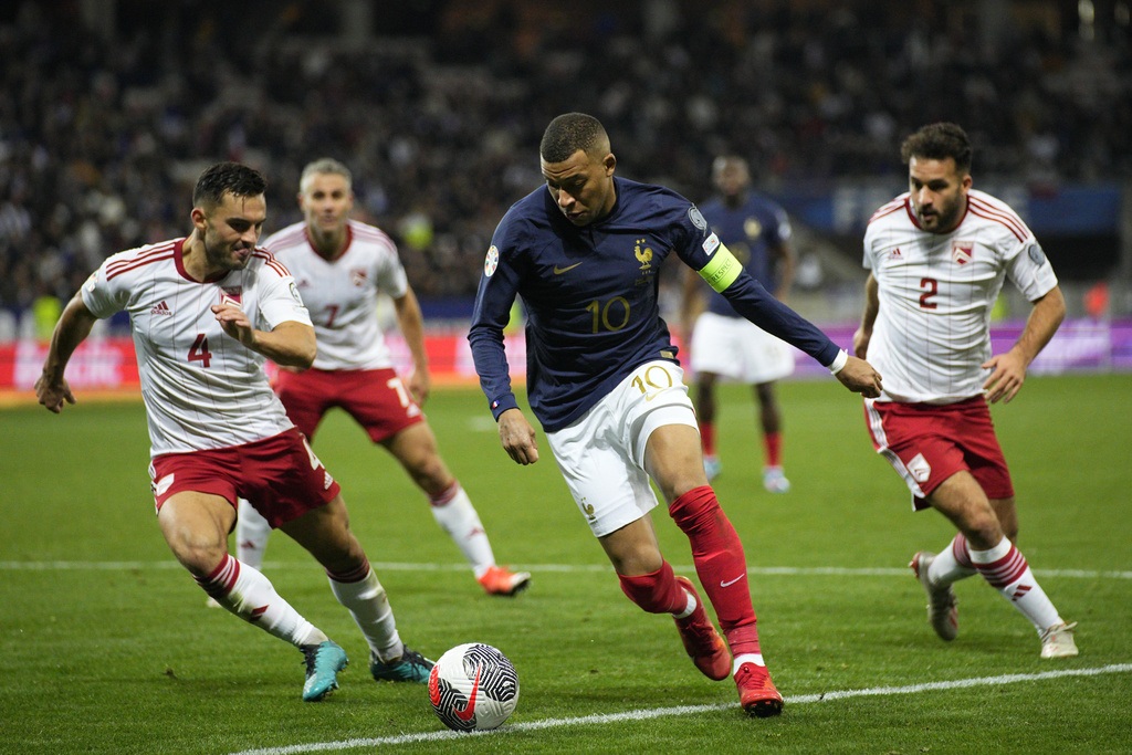 Mbappe lập hattrick giúp Pháp thắng 14-0, Hà Lan giành vé dự Euro 2024 - 3