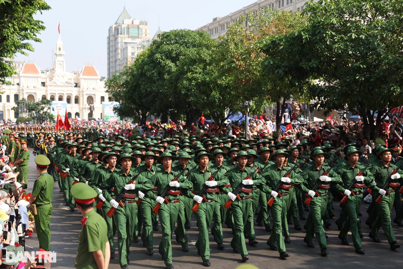 dieubinh_anhkhoa_4.jpg dieubinh_anhkhoa_4.jpg
