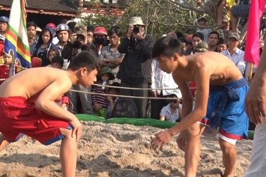 Hội vật làng Thủ Lễ xưa tuyển chọn binh lính cho triều đình