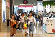 Israel "tá hỏa" khi vừa trở về như thời chưa dịch