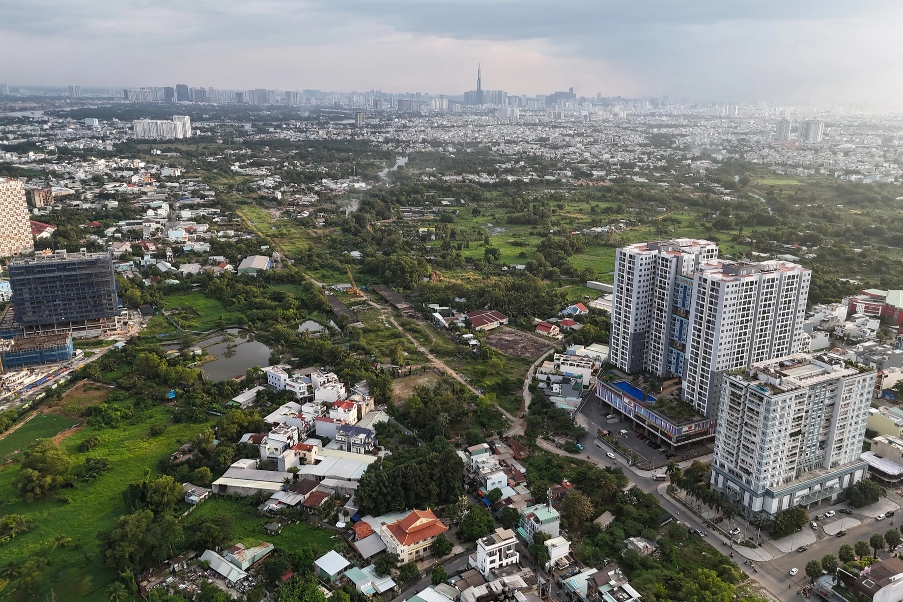 Dự án Vành đai 2 TPHCM bất động gần 5 năm, nhà đầu tư khóc ròng vì lãi vay