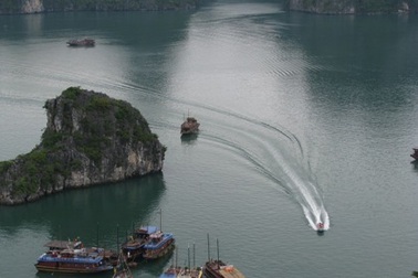 Miễn phí tham quan Vịnh Hạ Long dịp Tết Nguyên đán Nhâm Thìn