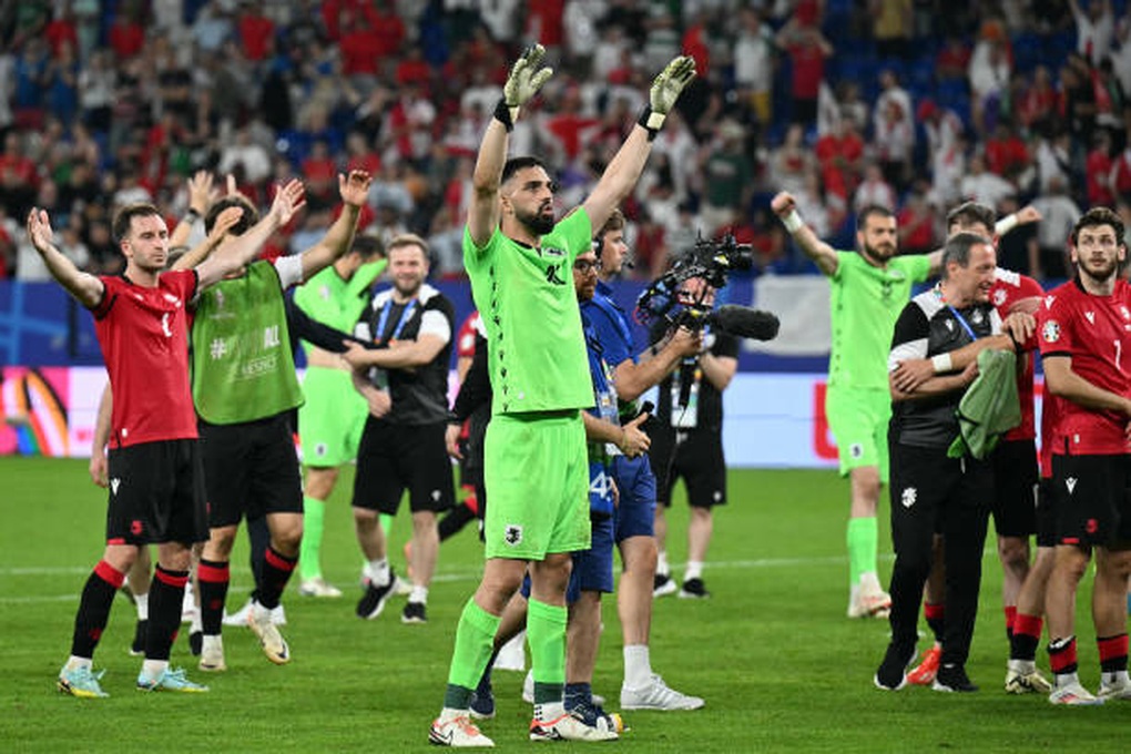 Thắng sốc Bồ Đào Nha, Georgia giành tấm vé lịch sử dự vòng 1/8 Euro 2024 - 1