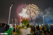 Mừng lễ 30/4, TPHCM bắn pháo hoa 4 điểm