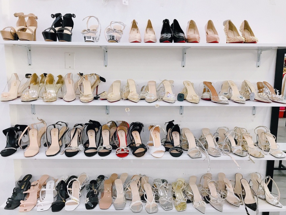 Chuỗi hệ thống 5 cửa hàng thời trang Luxme luôn cập nhật ưu đãi mỗi ngày - 4