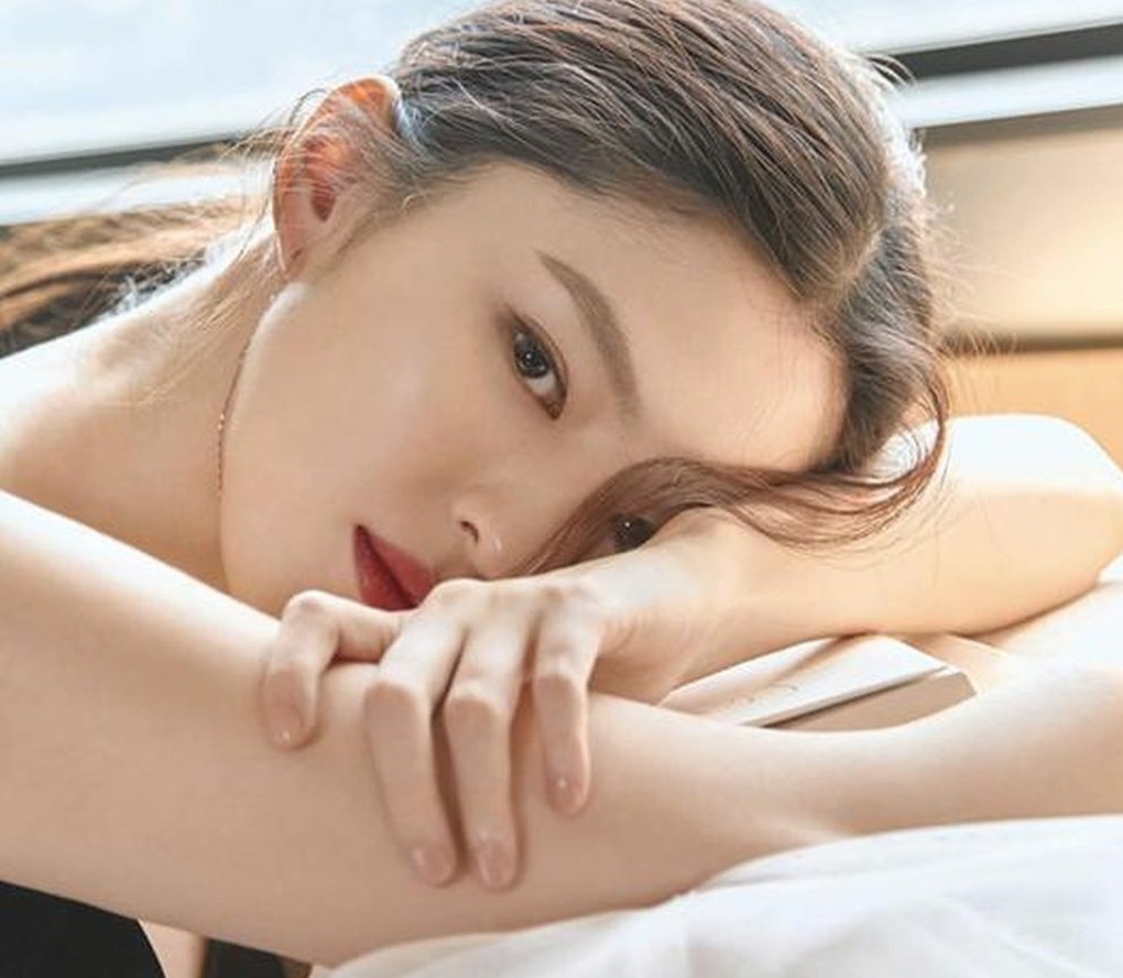 Tiểu tam Han So Hee đăng ảnh kỳ quái, hé lộ bất ổn tâm lý - 5 Tiểu tam Han So Hee đăng ảnh kỳ quái, hé lộ bất ổn tâm lý - 5