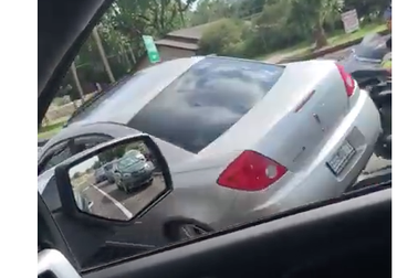 Va chạm giao thông, lái ôtô chèn qua xe máy