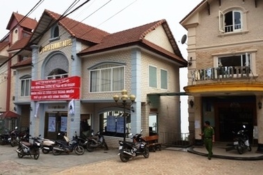 Vụ tranh chấp khách sạn tại Sa Pa (Lào Cai): Người lao động mong sớm trở lại làm việc