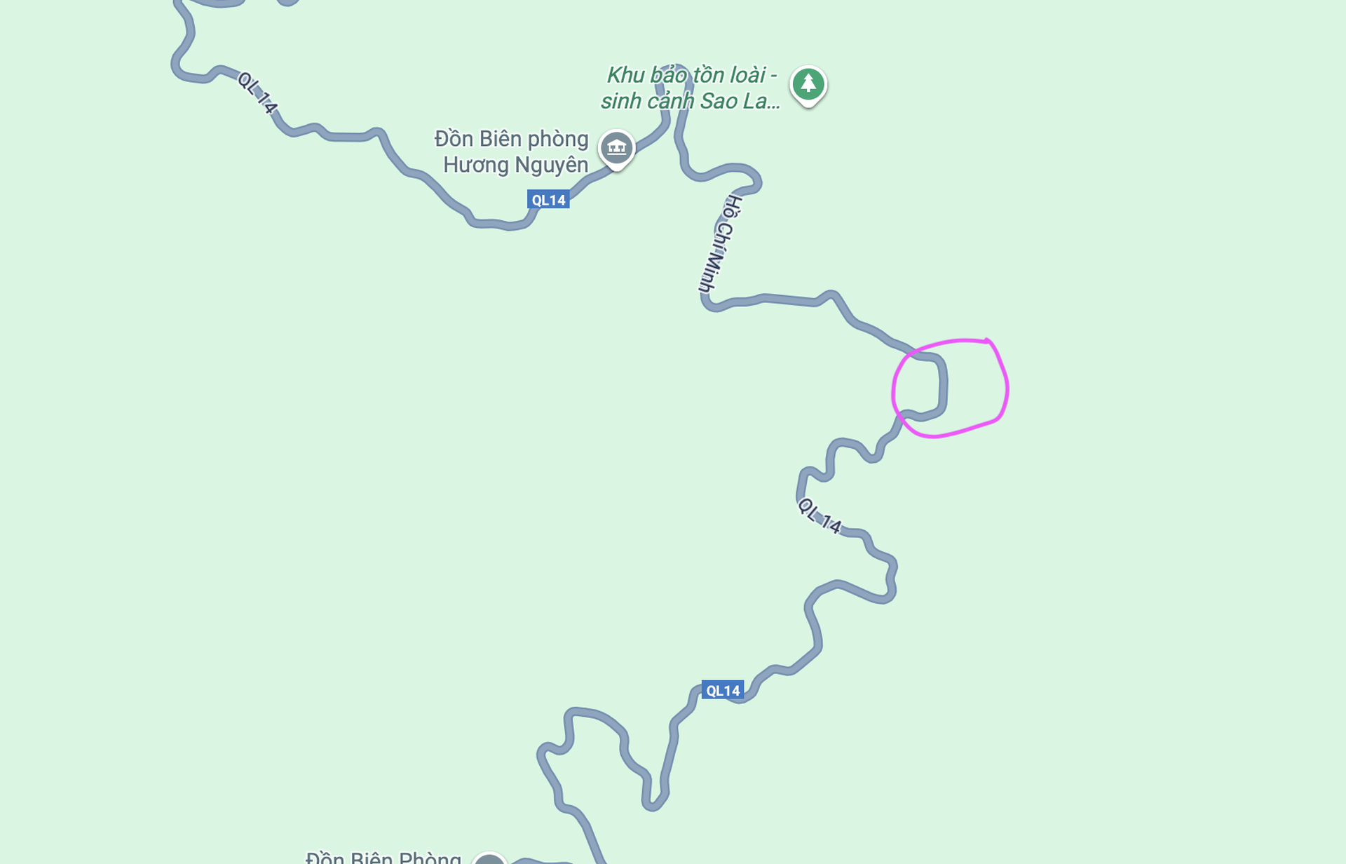 Cầu bị xô nghiêng, sạt lở bủa vây đường, nhà dân trên đỉnh Trường Sơn - 15