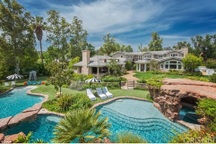 Angelina Jolie thuê dinh thự gần nhà Kim Kardashian